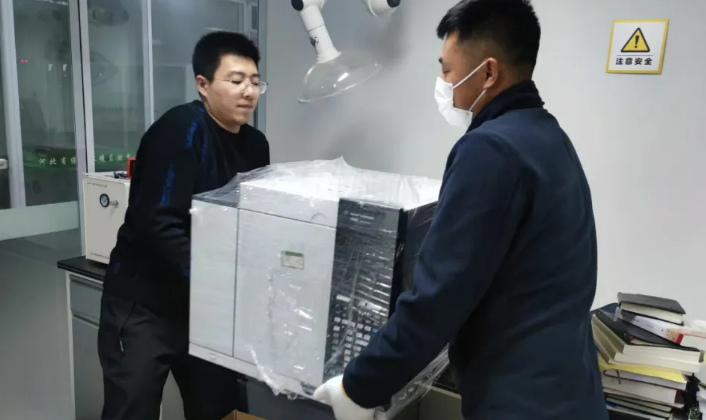 大連天億實(shí)驗(yàn)室搬遷儀器安裝